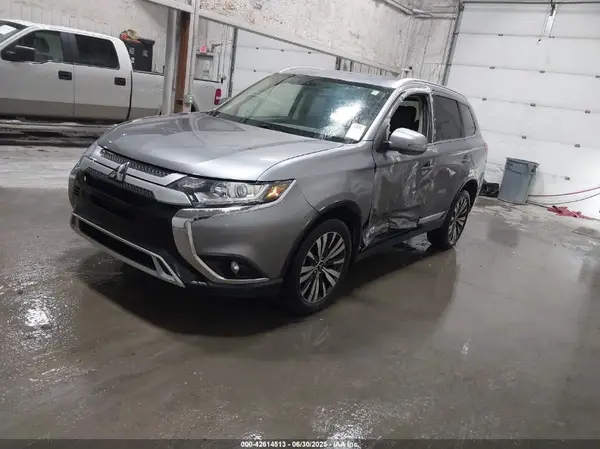 JA4AZ3A30KZ041340 2019 MITSUBISHI OUTLANDER - Image 2