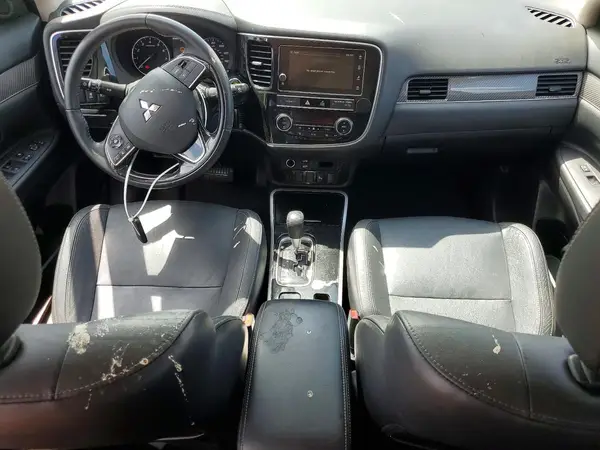 JA4AZ3A30KZ041936 2019 MITSUBISHI OUTLANDER - Image 8