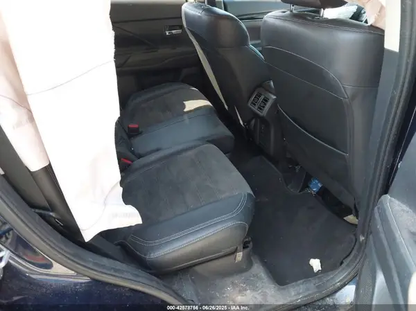 JA4AZ3A30KZ043279 2019 MITSUBISHI OUTLANDER - Image 8