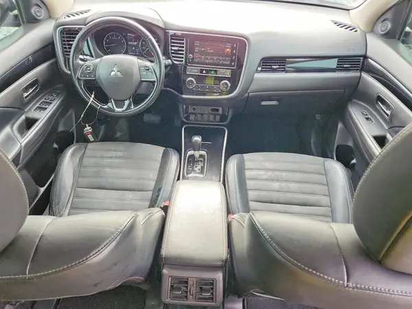 JA4AZ3A30KZ043816 2019 MITSUBISHI OUTLANDER - Image 8