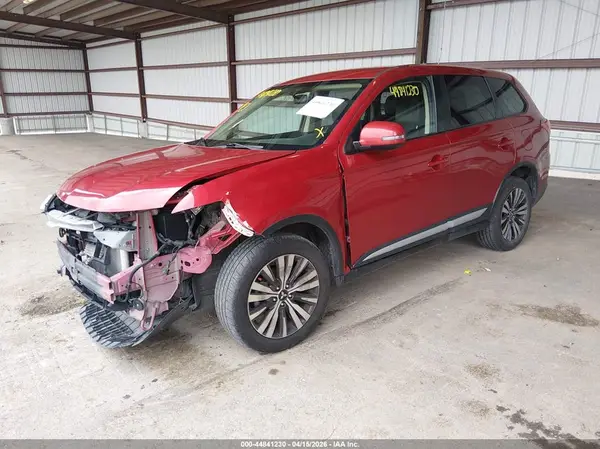 JA4AZ3A30KZ044481 2019 MITSUBISHI OUTLANDER - Image 2