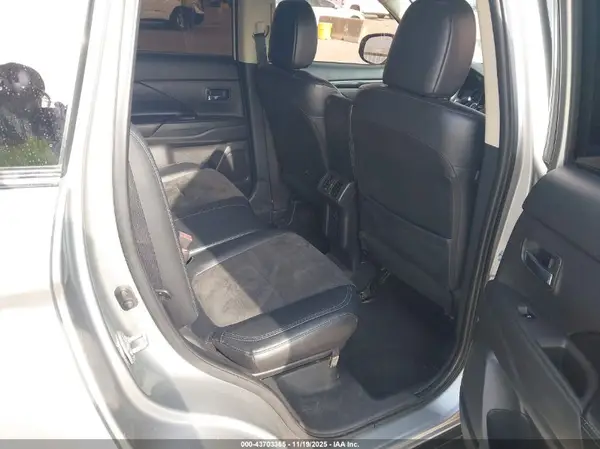 JA4AZ3A30KZ044951 2019 MITSUBISHI OUTLANDER - Image 8