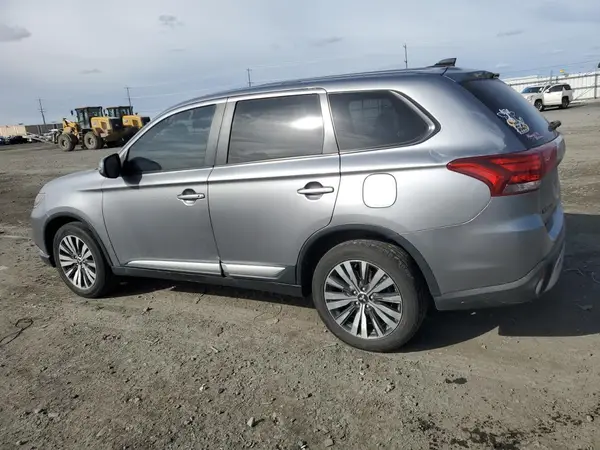 JA4AZ3A30KZ046876 2019 MITSUBISHI OUTLANDER - Image 2