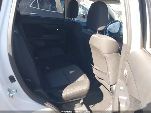 JA4AZ3A30KZ047509 2019 MITSUBISHI OUTLANDER - Image 8