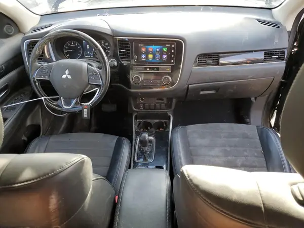 JA4AZ3A30KZ049129 2019 MITSUBISHI OUTLANDER - Image 8