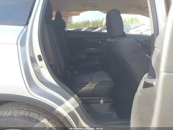 JA4AZ3A30KZ055657 2019 MITSUBISHI OUTLANDER - Image 8