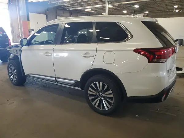 JA4AZ3A30LZ019307 2020 MITSUBISHI OUTLANDER - Image 2