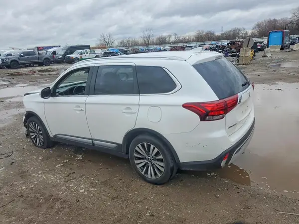 JA4AZ3A30LZ021123 2020 MITSUBISHI OUTLANDER - Image 2