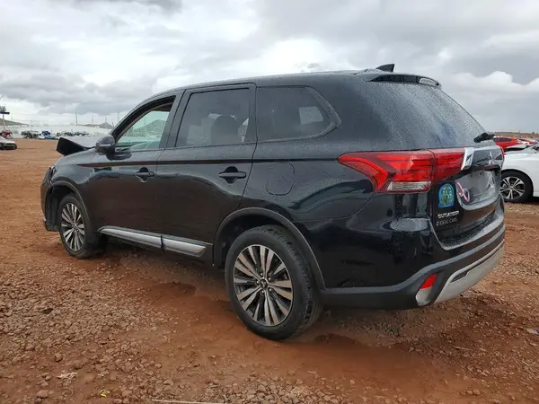 JA4AZ3A30LZ021929 2020 MITSUBISHI OUTLANDER - Image 2