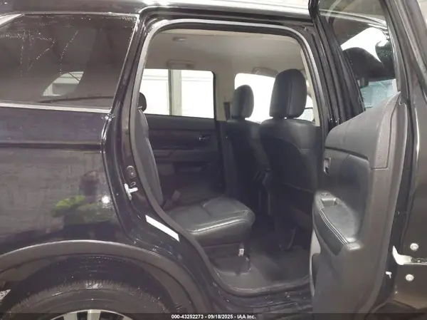 JA4AZ3A30LZ024345 2020 MITSUBISHI OUTLANDER - Image 8