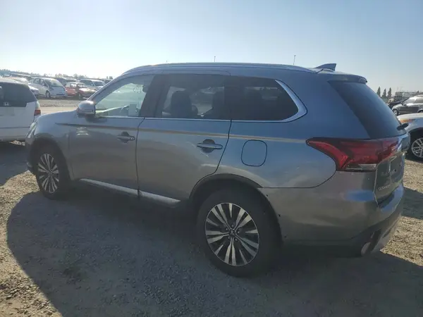 JA4AZ3A30LZ024720 2020 MITSUBISHI OUTLANDER - Image 2