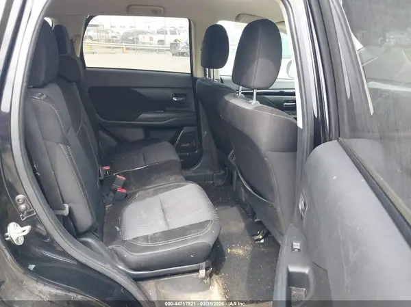 JA4AZ3A30LZ025916 2020 MITSUBISHI OUTLANDER - Image 8