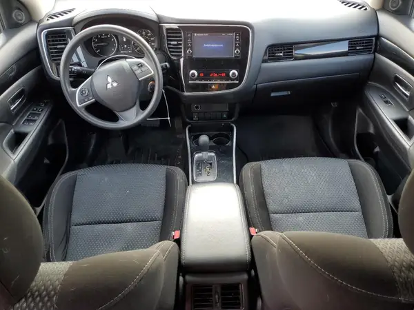 JA4AZ3A30LZ026404 2020 MITSUBISHI OUTLANDER - Image 8