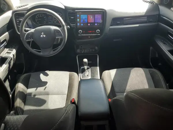JA4AZ3A30LZ028041 2020 MITSUBISHI OUTLANDER - Image 8