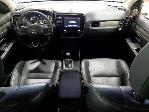 JA4AZ3A30LZ036804 2020 MITSUBISHI OUTLANDER - Image 8