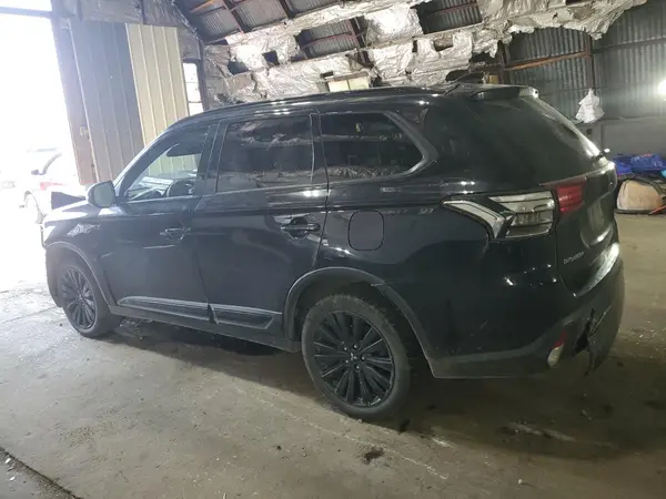 JA4AZ3A30LZ037337 2020 MITSUBISHI OUTLANDER - Image 2