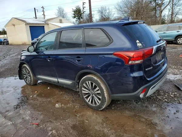 JA4AZ3A30LZ045325 2020 MITSUBISHI OUTLANDER - Image 2