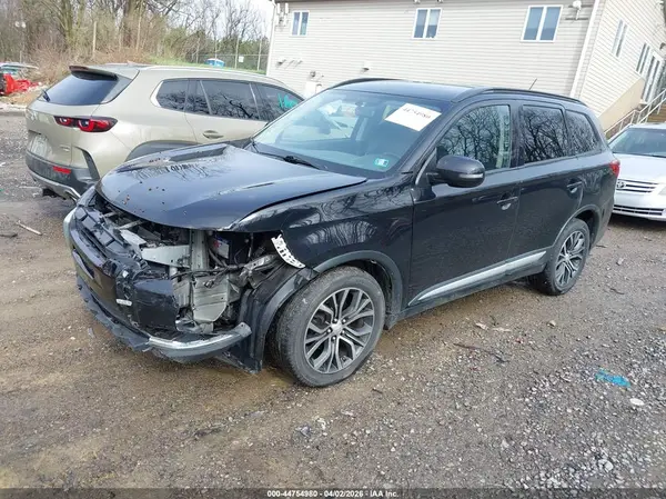 JA4AZ3A31GZ004952 2016 MITSUBISHI OUTLANDER - Image 2