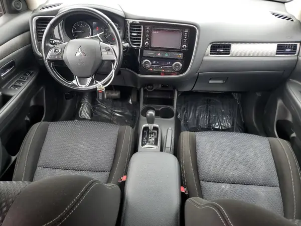 JA4AZ3A31GZ005485 2016 MITSUBISHI OUTLANDER - Image 8