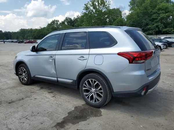 JA4AZ3A31GZ012386 2016 MITSUBISHI OUTLANDER - Image 2