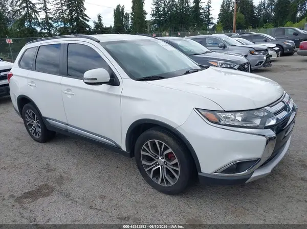 JA4AZ3A31GZ013876 2016 MITSUBISHI OUTLANDER - Image 1