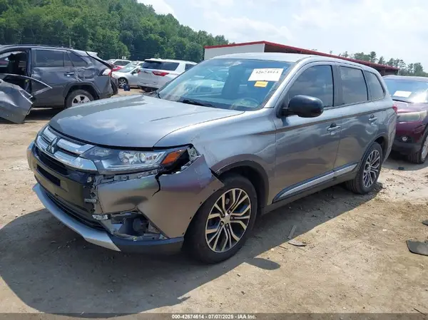 JA4AZ3A31GZ021072 2016 MITSUBISHI OUTLANDER - Image 2