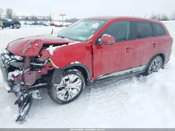 JA4AZ3A31GZ023016 2016 MITSUBISHI OUTLANDER - Image 2