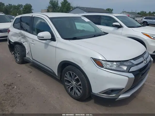 JA4AZ3A31GZ025266 2016 MITSUBISHI OUTLANDER - Image 1