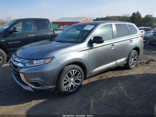 JA4AZ3A31GZ031472 2016 MITSUBISHI OUTLANDER - Image 2