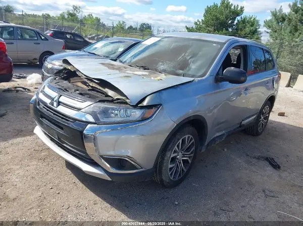 JA4AZ3A31GZ032251 2016 MITSUBISHI OUTLANDER - Image 2