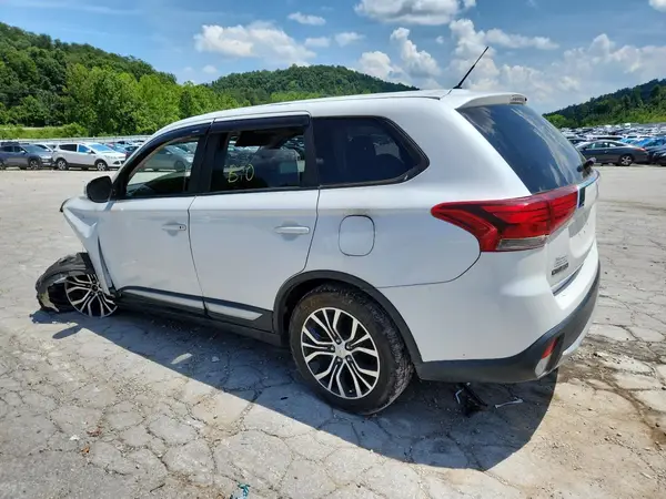 JA4AZ3A31GZ035022 2016 MITSUBISHI OUTLANDER - Image 2
