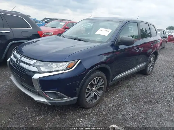 JA4AZ3A31GZ037949 2016 MITSUBISHI OUTLANDER - Image 2