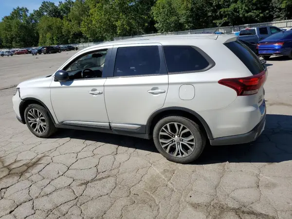 JA4AZ3A31GZ038180 2016 MITSUBISHI OUTLANDER - Image 2