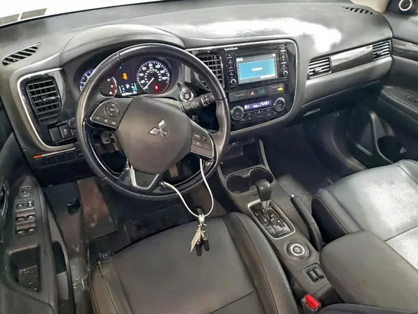 JA4AZ3A31GZ044349 2016 MITSUBISHI OUTLANDER - Image 8