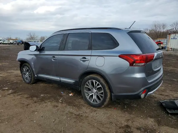 JA4AZ3A31GZ062611 2016 MITSUBISHI OUTLANDER - Image 2