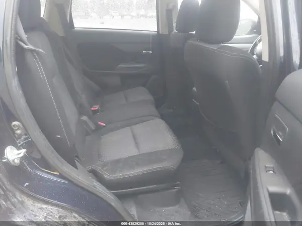 JA4AZ3A31GZ064729 2016 MITSUBISHI OUTLANDER - Image 8