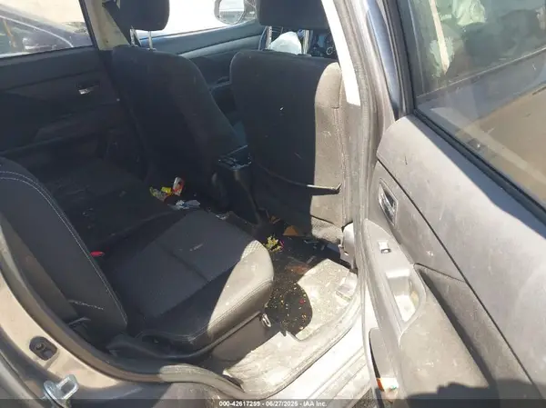 JA4AZ3A31HZ019937 2017 MITSUBISHI OUTLANDER - Image 8