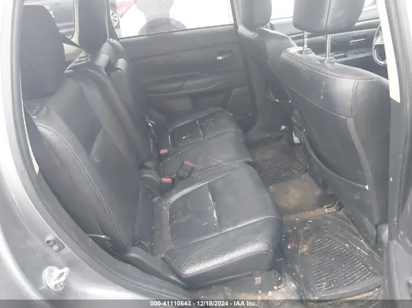JA4AZ3A31HZ029299 2017 MITSUBISHI OUTLANDER - Image 8