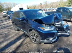 JA4AZ3A31HZ050606 2017 MITSUBISHI OUTLANDER