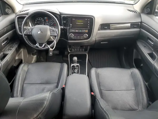 JA4AZ3A31HZ050749 2017 MITSUBISHI OUTLANDER - Image 8