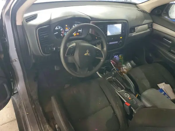 JA4AZ3A31JJ004567 2018 MITSUBISHI OUTLANDER - Image 8