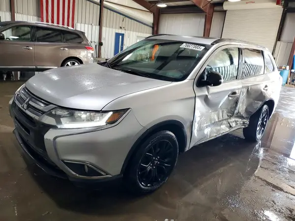 JA4AZ3A31JZ021838 2018 MITSUBISHI OUTLANDER - Image 1