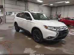 JA4AZ3A31JZ033066 2018 MITSUBISHI OUTLANDER