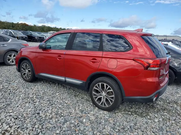 JA4AZ3A31JZ036677 2018 MITSUBISHI OUTLANDER - Image 2