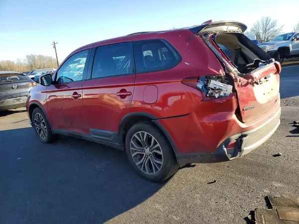 JA4AZ3A31JZ044908 2018 MITSUBISHI OUTLANDER - Image 2