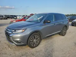 JA4AZ3A31JZ062423 2018 MITSUBISHI OUTLANDER
