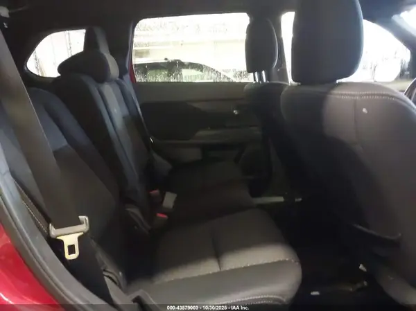 JA4AZ3A31JZ069050 2018 MITSUBISHI OUTLANDER - Image 8