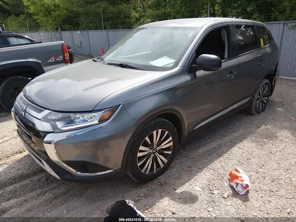JA4AZ3A31KJ001587 2019 MITSUBISHI OUTLANDER - Image 2