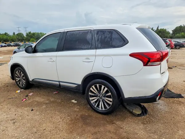 JA4AZ3A31KZ007150 2019 MITSUBISHI OUTLANDER - Image 2