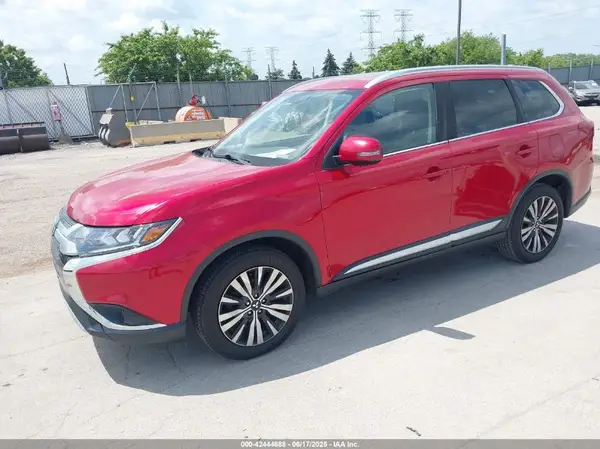 JA4AZ3A31KZ007181 2019 MITSUBISHI OUTLANDER - Image 2